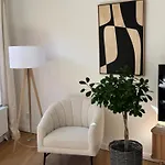Bayreuthome - Megaschoenes, Grosszuegiges Mit Balkon Und 3 Schlafzimmern *