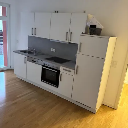 Apartment Megaschoen! Gassenviertel! 3 Schlafzimmer! Balkon! Zusaetzliches Gaeste-wc!