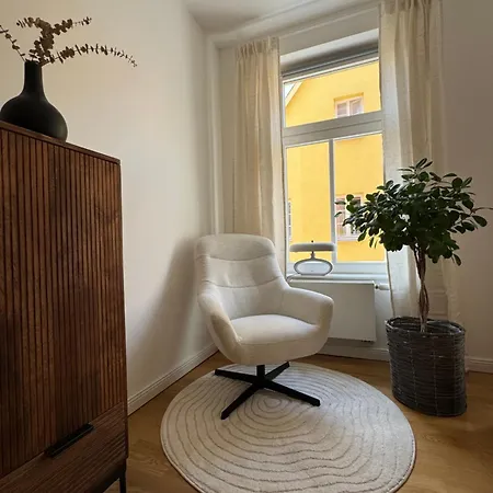 Megaschoen! Gassenviertel! 3 Schlafzimmer! Balkon! Zusaetzliches Gaeste-wc! Apartment Bayreuth