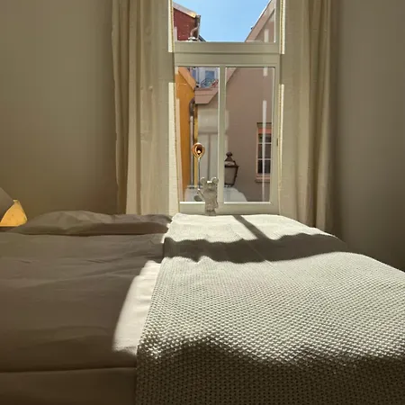Megaschoen! Gassenviertel! 3 Schlafzimmer! Balkon! Zusaetzliches Gaeste-wc!