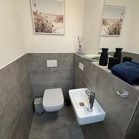Apartment Megaschoen! Gassenviertel! 3 Schlafzimmer! Balkon! Zusaetzliches Gaeste-wc! *